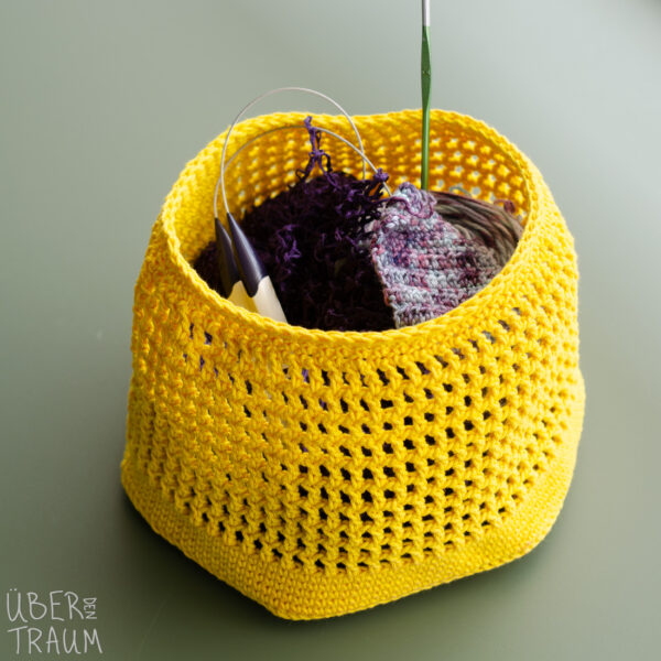 Über den Traum - The Yellow Mesh Basket - Image 2