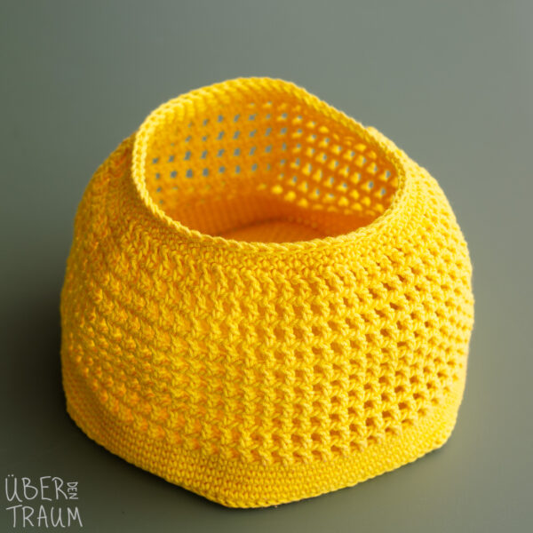 Über den Traum - The Yellow Mesh Basket - Image 4