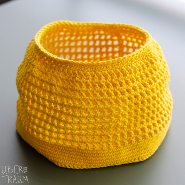 Über den Traum - The Yellow Mesh Basket - Image 5