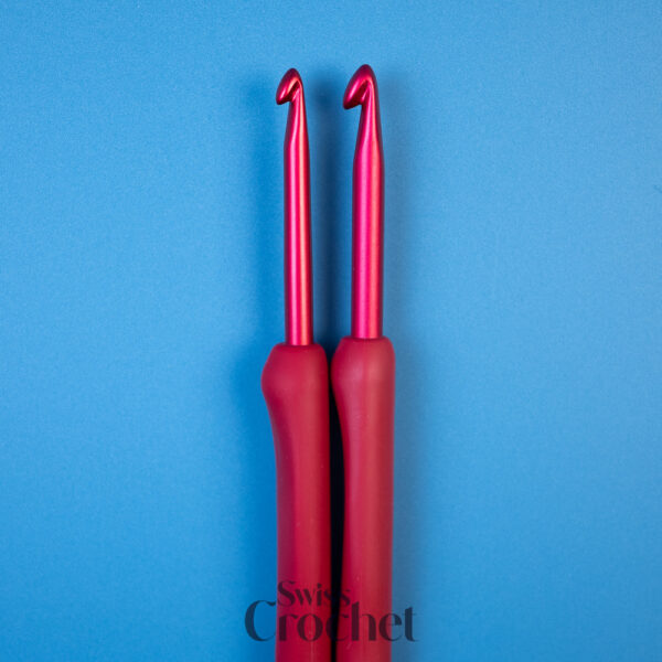 Tulip - Etimo Red - Crochet Hook with soft handle - Image 3